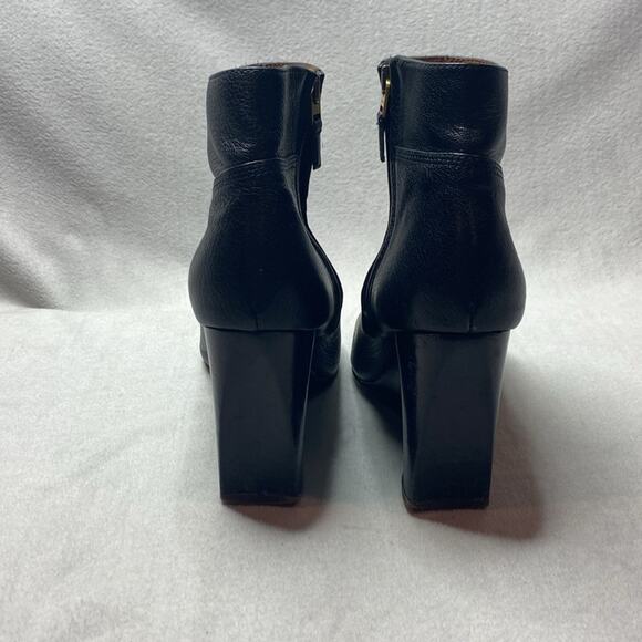 Lanvin black leather wedged ankle booties no size fits like a 7 - Picture 2 of 7
